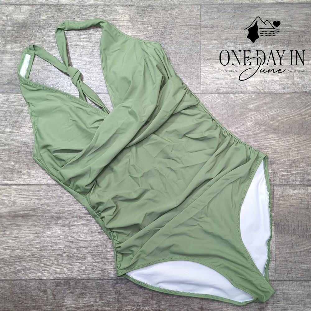 CharmLeaks Twist Front Halter One Piece Swimsuit Sage Green Size L